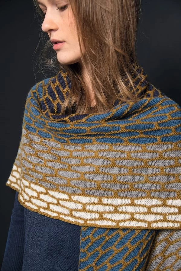 TALULA Shawl by Maschenfein